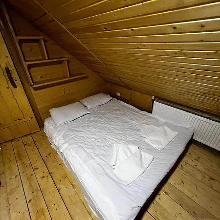 Ferienhaus роза вітрів Rachiw